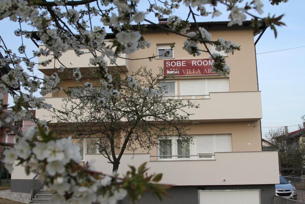 Rooms Villa Aria Sesvete Exterior photo
